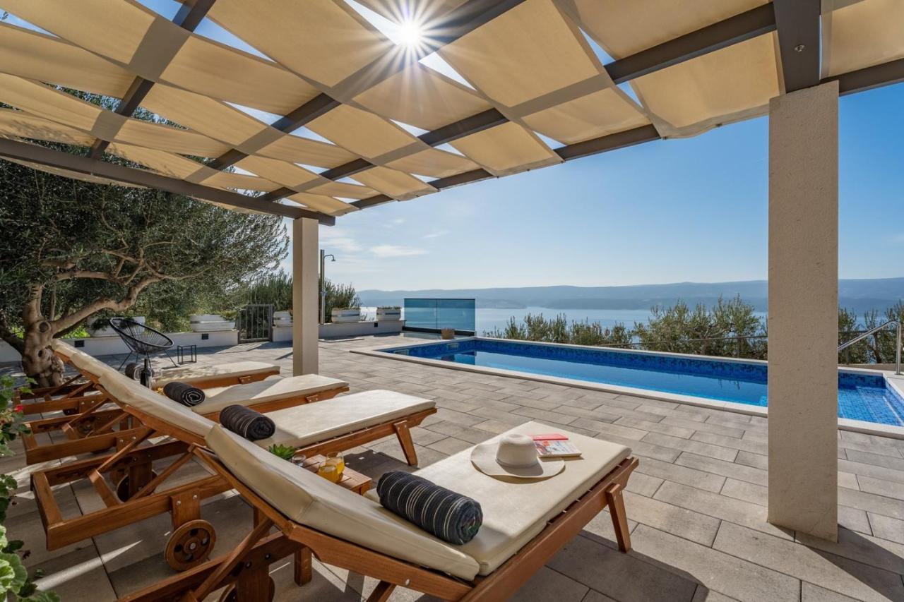 Villa Dream With Private Pool, 2 Bedrooms With En-Suite Bathrooms, Sea View オミシュ エクステリア 写真